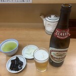 Tonkatsu Yamabe - わさび昆布、大根のお新香、ビール中瓶