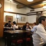 勝烈庵 - 内観 2Fテーブル席