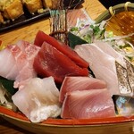 寿司と焼き鳥大地 - お刺身5点盛り