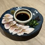 Hakata Oden Yakitori To Furu-Tsu Sawa Nikumareya - ▪️鳥刺し　580円（税抜）
                        鮮度も良し！美味しく安い一皿。