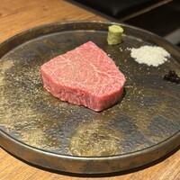 和牛とタン 焼肉 とみ 新橋本店 - 