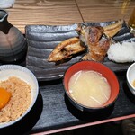 一夜干しと海鮮丼 できたて屋 - 