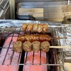 Ebinasabisueria Kudarisenu Maimono Yokochou - 手前から牛タンつくね串、肉巻きおにぎり串、鶏餃子串