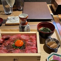 焼肉牛匠 新 - 