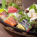 5-piece sashimi boat platter