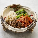 韩式拌菜拼盘(豆芽、油菜、紫萁、牛蒡)