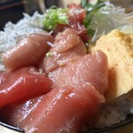 いろは寿し - 三色丼