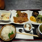 ほびーい喫茶店 - しょうが焼きセット 750円(税込)。