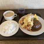 242892286 - ハンバーグ&チキン南蛮セット(フリードリンク付)  1350円