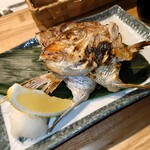 食堂 O-SAKA-YA - 天鯛かま焼 800円(税込)。