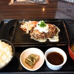 石焼ステーキ 贅  - おろしポン酢ハンバーグランチ