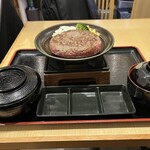 とろけるハンバーグ 福よし - 