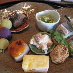 月見里 - 芋団子・里芋ウニマヨネーズ焼き・鶏レバーシュー他