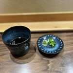 手打そば優心 - 猪口と薬味