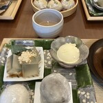 武蔵屋総本店 - 桶内が無料の薄皮饅頭とプチ煎餅お菓子