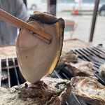 かきの館 寺岩 - カキ小町