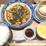 中華バル サワダ - 麻婆豆腐