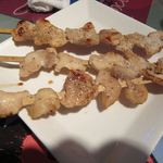 B級酒場まっちゃげ - ワニの串焼き