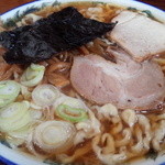 ケンちゃんラーメン - 私が、チョイスしましたぁ～♪中華そばの小盛♡チャーシューもスープも、しっかり味がしみています(*≧∀≦*)