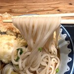 Kida Take Udon - 細く美しいうどんはモッチリ少し伸びる感じでツルツル肌！