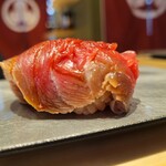 Tachiguizushi Hiroya - マグロ赤身漬け