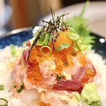 Fushimino Ranchiha Kaisendon - 贅沢丼