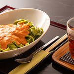 武蔵利休 - 料理写真:エビトマトクリームパスタ・紅茶