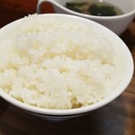 キッチン ブルー グローブ - ご飯大盛りのアップ