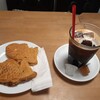 コーヒーとタイヤキのカラク