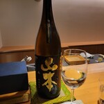 Tori Yamamoto - 山本ピューアブラック、純米吟醸、酒米は酒こまち、50%精米、秋田県