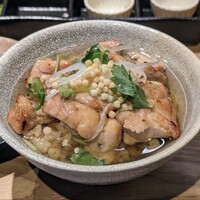 神谷町 なないろ - 土鍋の大山鶏ひつまぶし