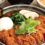 Manten Shokudou - 【期間限定】鶏の味噌かつ煮卵添え定食