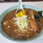 どさん娘まこちゃん - 味噌ラーメン 650円