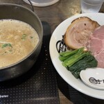 麺屋 時茂 - 濃厚鶏白湯つけ麺(醤油)