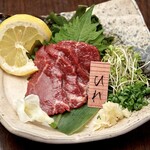 Horse sashimi top lean / horse sashimi fin / horse sashimi harami each