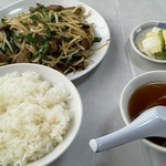 中華料理紅蘭 - ニラレバ炒め定食　650円