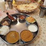 南印度ダイニング - スペシャルランチ（チェンナイチキン・キーマ）