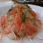 Shimizu Kou - サーモンと帆立のサラダ