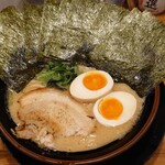 Matsudaya - 豚骨醤油味玉