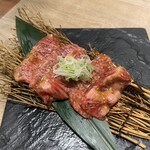 近江焼肉ホルモン すだく - 