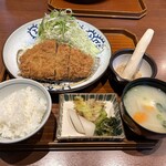 名代かつ屋 万さく - 