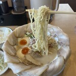 泡系しおとんこつラーメン べらしお - 