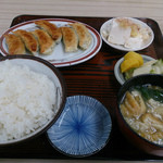 ギョーザ定食 700円