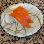 Kaiten Sushi Shirando - サーモン　231円