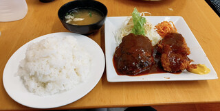 Ajiichi - ハンバーグとヘレのセットご飯大盛り＋60円