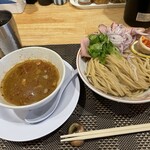 麺や 壱 - チャーシューつけ麺(麺増し、チャーシュー増し)
