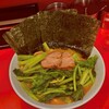 横浜家系ラーメン 黄金家 - 並盛ラーメン、ほうれん草、のり