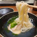 うにと牡蠣と日本酒と 食堂うに61 - 蛤煮麺