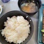 楽ちゃん - ご飯と味噌汁