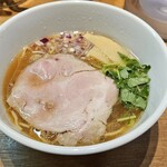 Kaisoba Moxomu - 貝と牛の中華そば（醤油）@900円